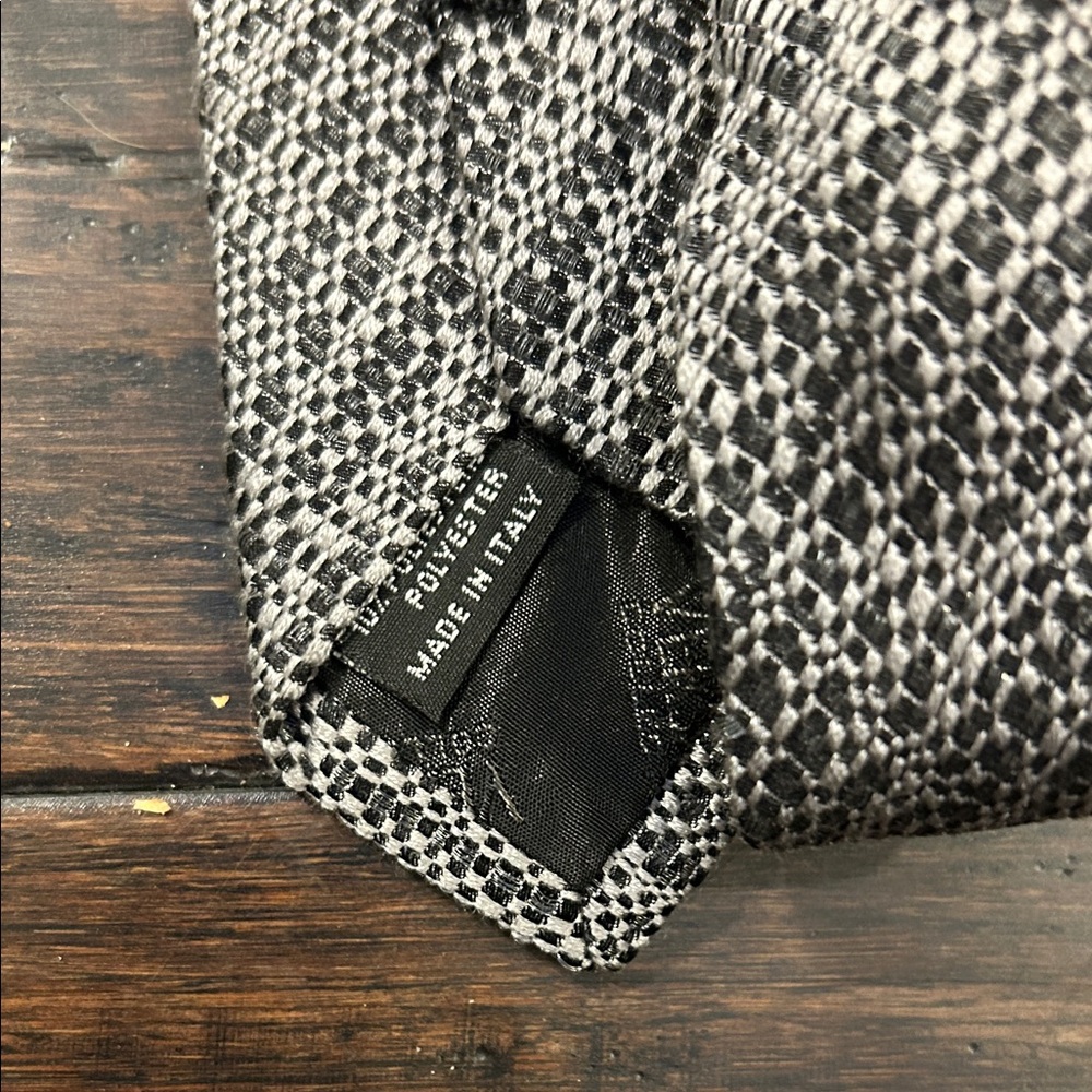 Versace Collection Textured Gray Tie - Picture 5 of 5